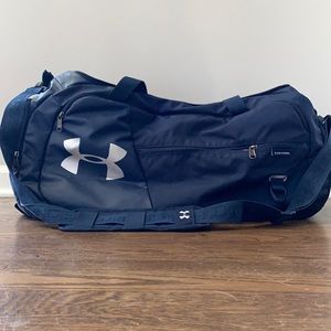 Under Armour Navy Storm gym bag